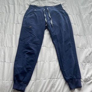 FIGs Zamora Jogger Scrub Pants in Navy